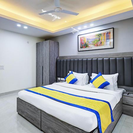 1Bhk Suites Opp Marriott - Huda City Centre Gurgaon Eksteriør bilde