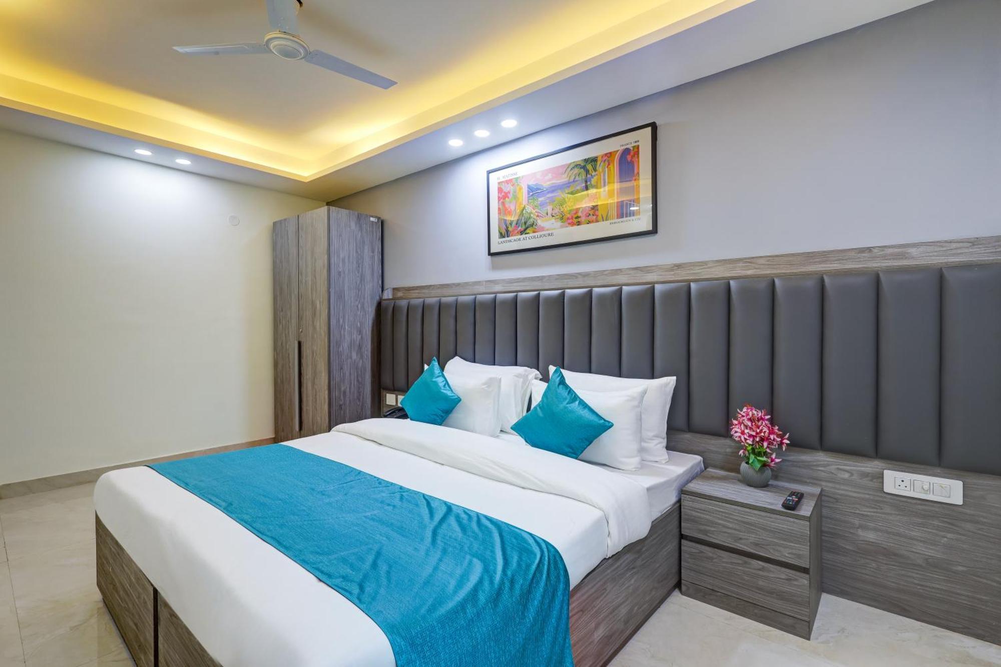 1Bhk Suites Opp Marriott - Huda City Centre Gurgaon Eksteriør bilde