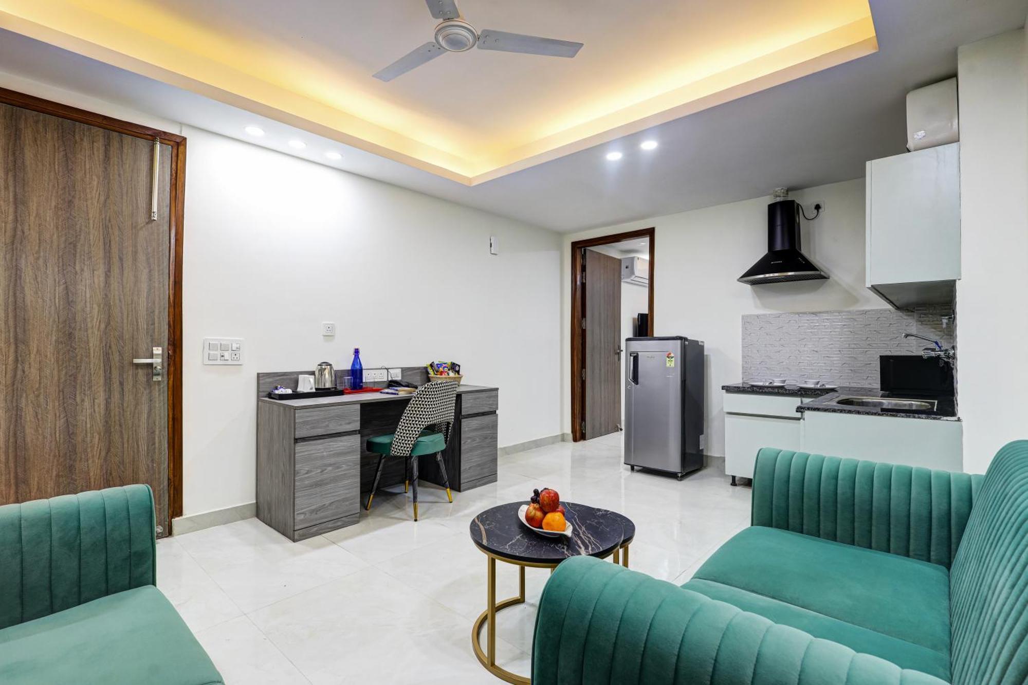 1Bhk Suites Opp Marriott - Huda City Centre Gurgaon Eksteriør bilde