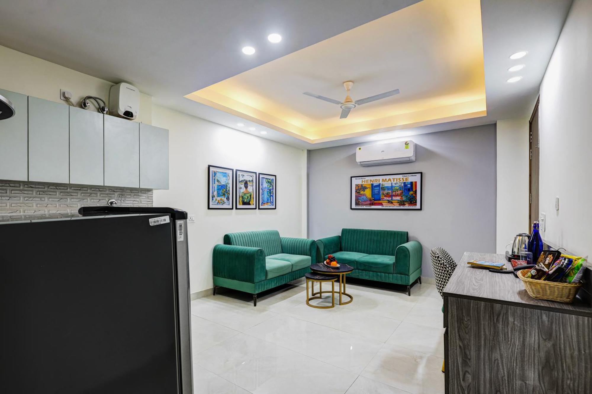 1Bhk Suites Opp Marriott - Huda City Centre Gurgaon Eksteriør bilde
