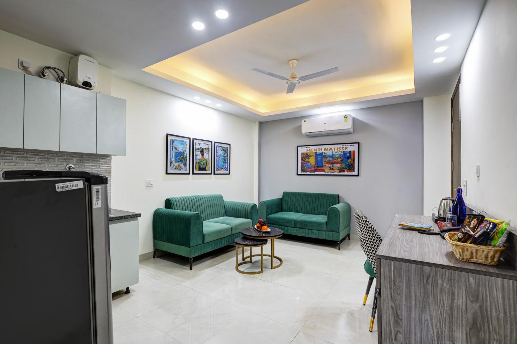 1Bhk Suites Opp Marriott - Huda City Centre Gurgaon Eksteriør bilde