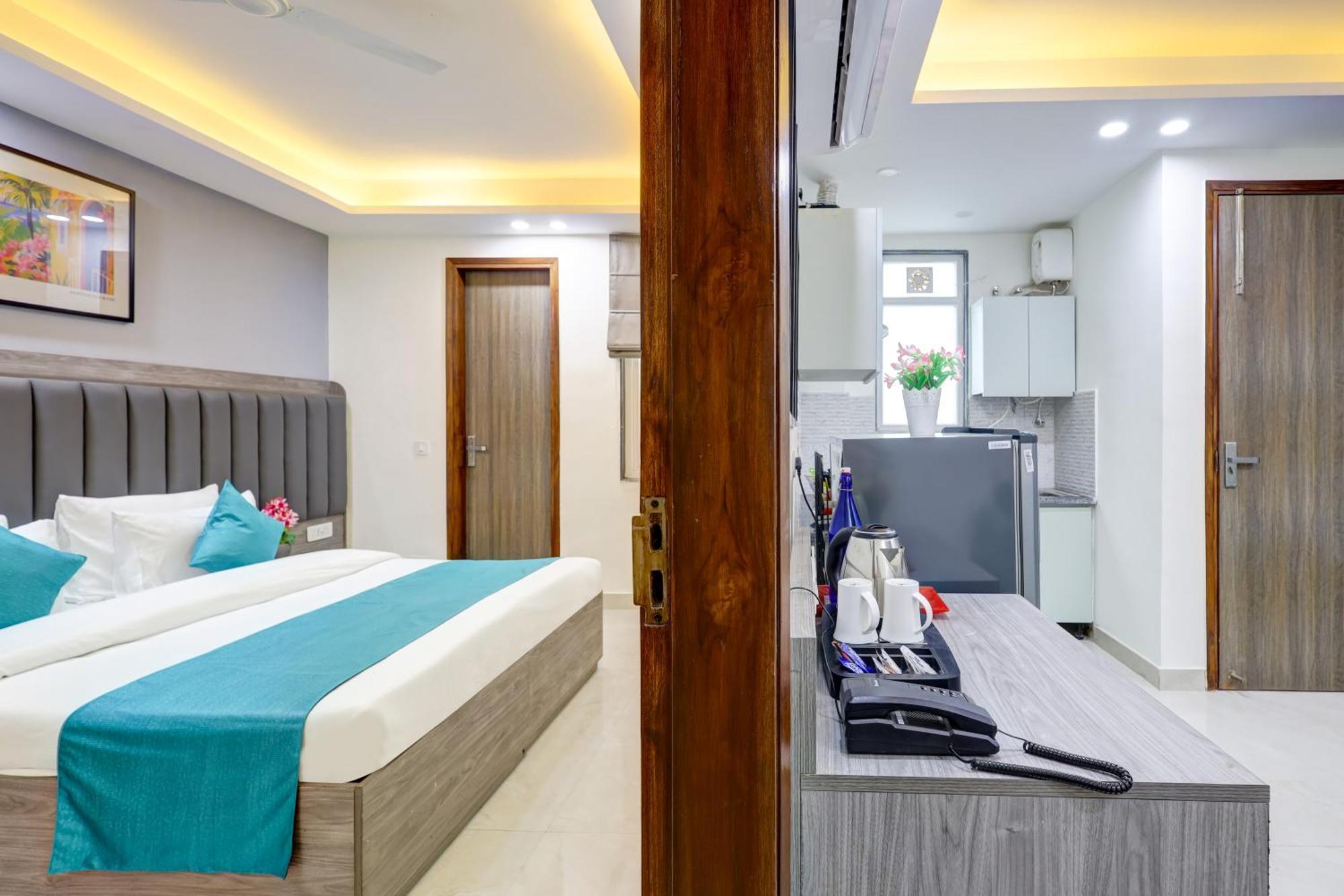 1Bhk Suites Opp Marriott - Huda City Centre Gurgaon Eksteriør bilde