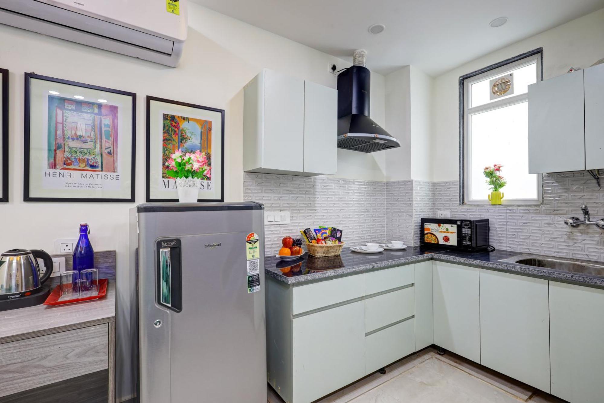 1Bhk Suites Opp Marriott - Huda City Centre Gurgaon Eksteriør bilde