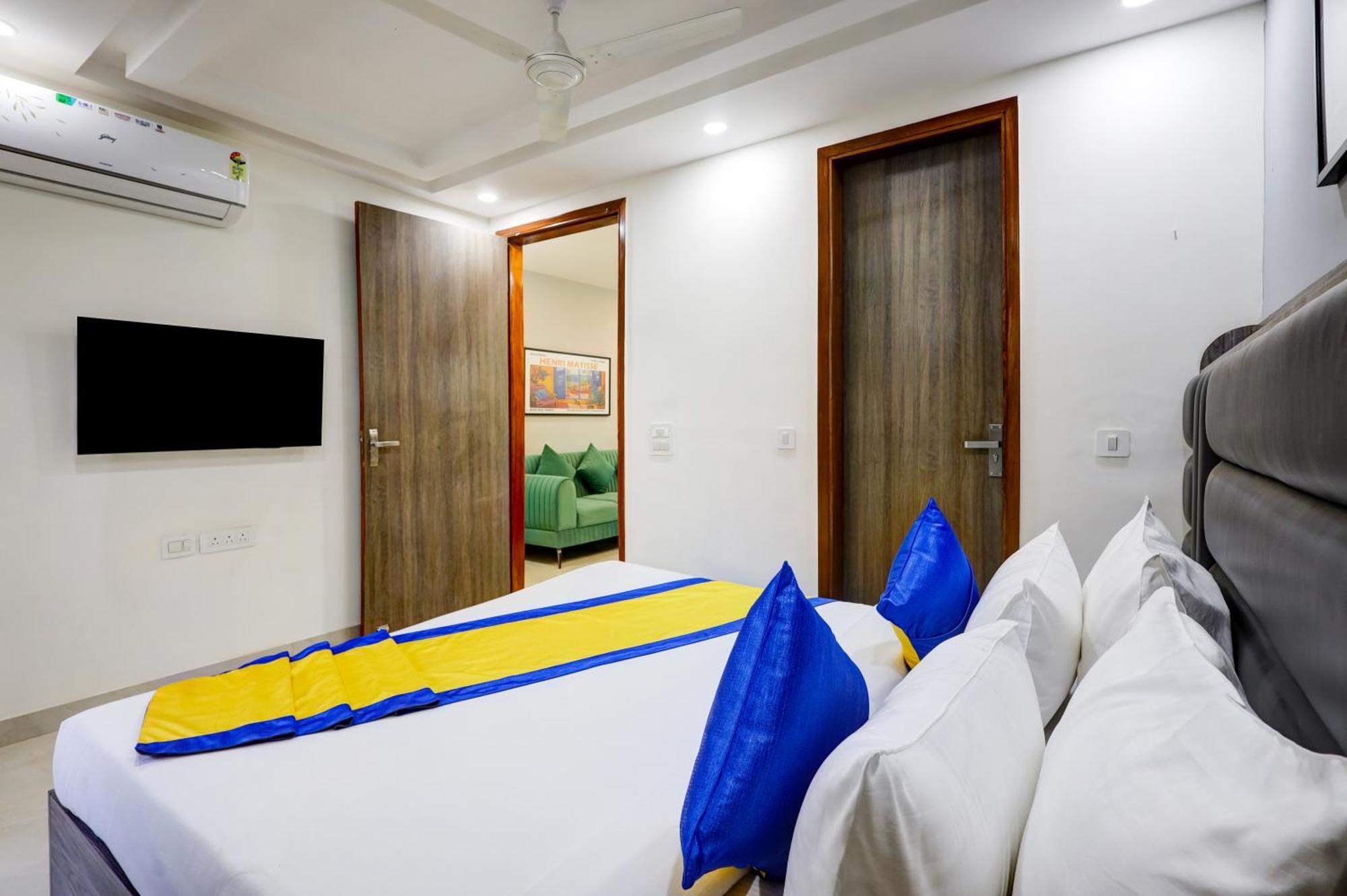 1Bhk Suites Opp Marriott - Huda City Centre Gurgaon Eksteriør bilde